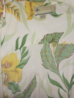 Billabong Beach or Island L shirt